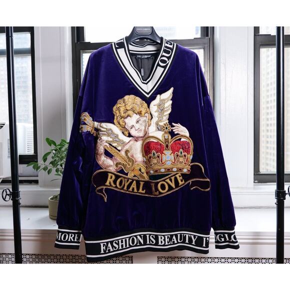Dolce & Gabbana "Royal Love" Sweatshirt (XS, IT42) + Sweatpants Set (S, IT46) - Picture 5 of 11